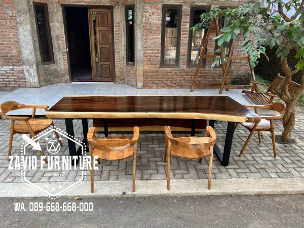 Meja Makan Trembesi Modern Desain Simple Paling Laris Bandung
