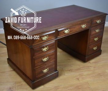 Meja Kantor Direktur Kayu Jati Desain Simple Modern Minimalis