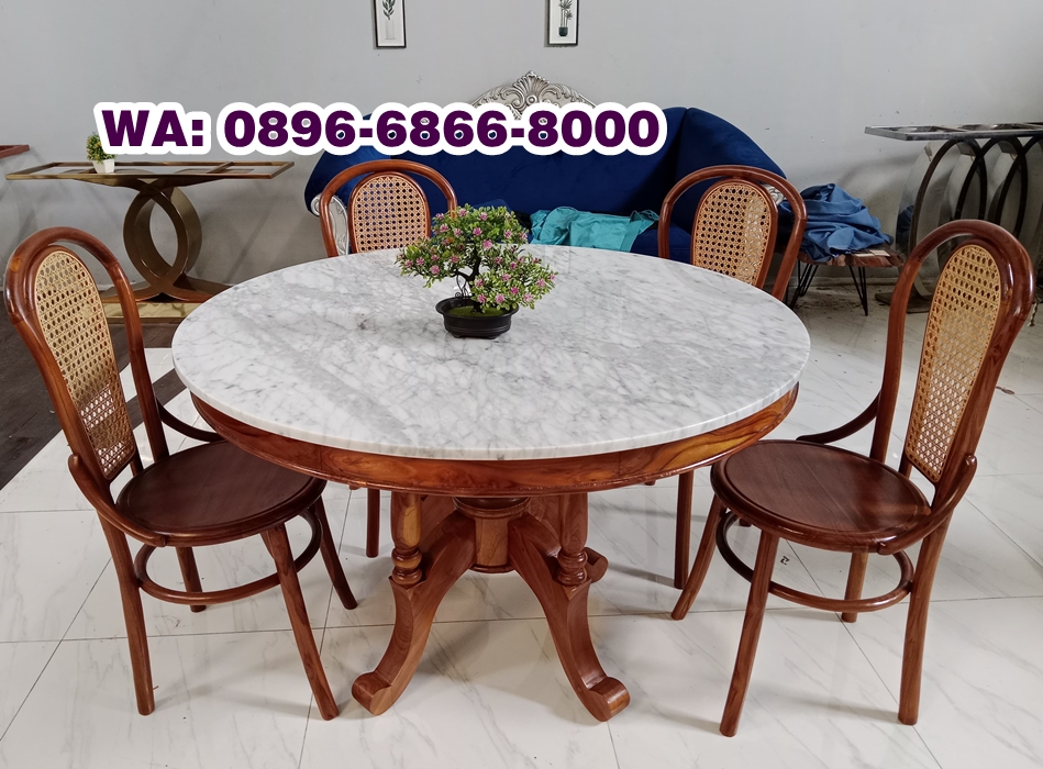 Meja Makan Bulat 4 Kursi