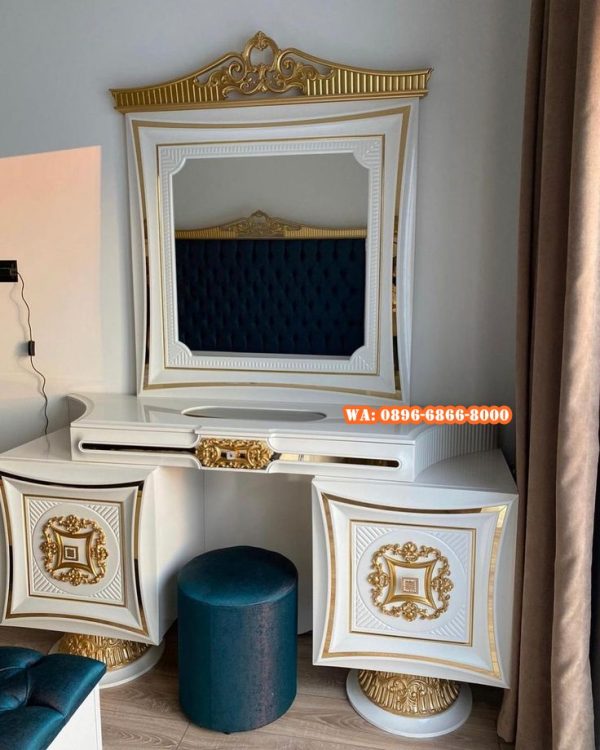 Meja Rias Mewah Terbaru