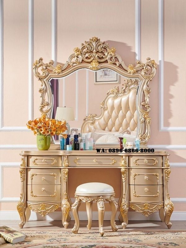 Meja Rias Mewah Ukir Jepara