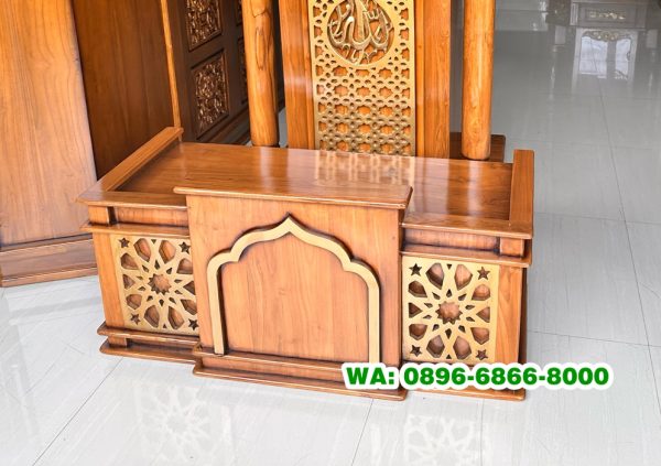 Mimbar Masjid Lesehan Bandung