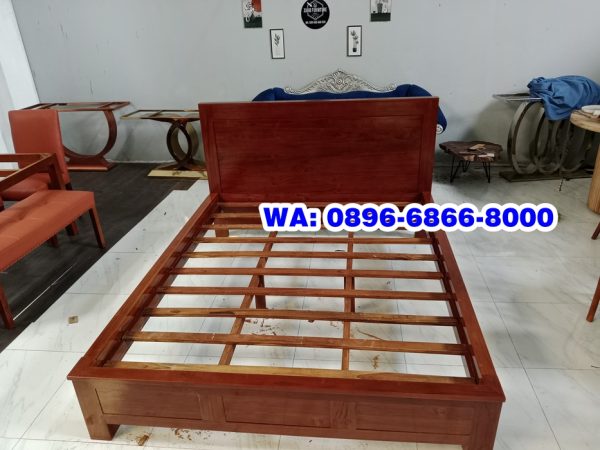 Jual Tempat Tidur Bahan Kayu Jati