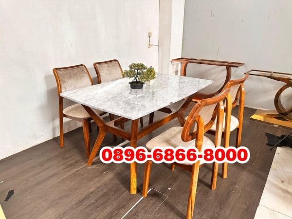Meja Makan 4 Kursi Bahan Marmer