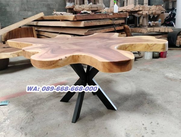 Coffe Table Kayu Solid Kaki Besi