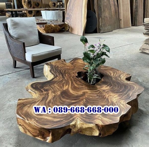 Meja Antik Kayu Trembesi