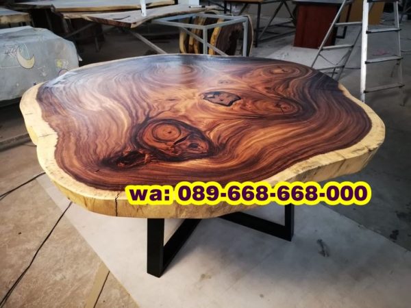 Meja Tamu Kayu Trembesi