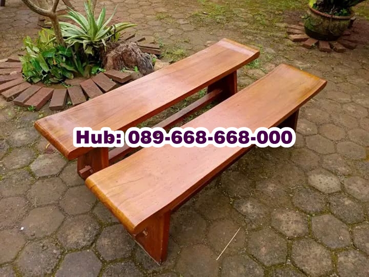 Bangku Panjang Trembesi