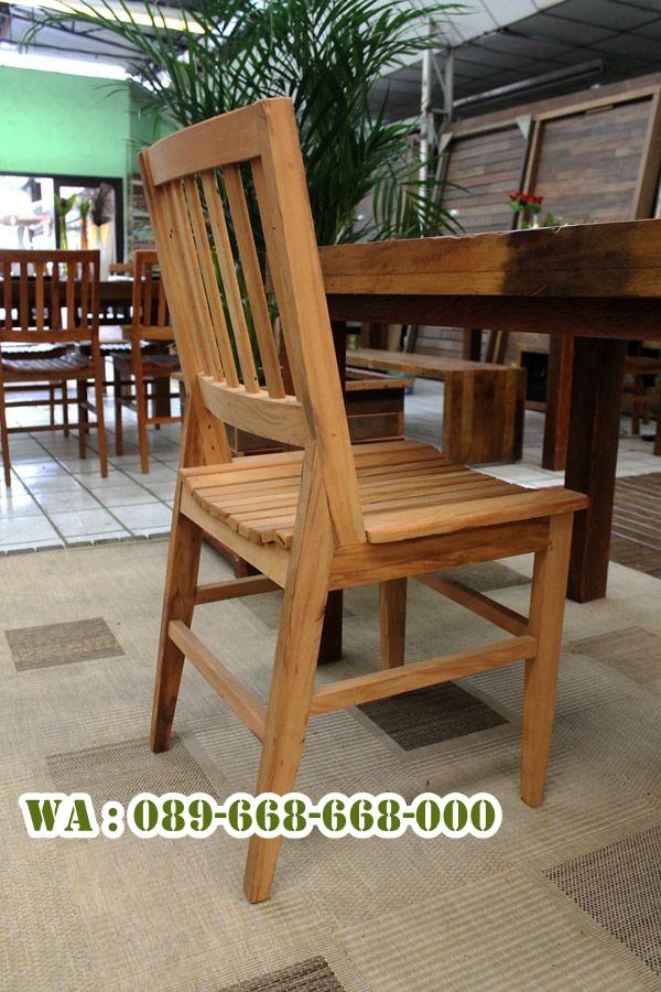 Kursi Makan Kayu Jati Solid