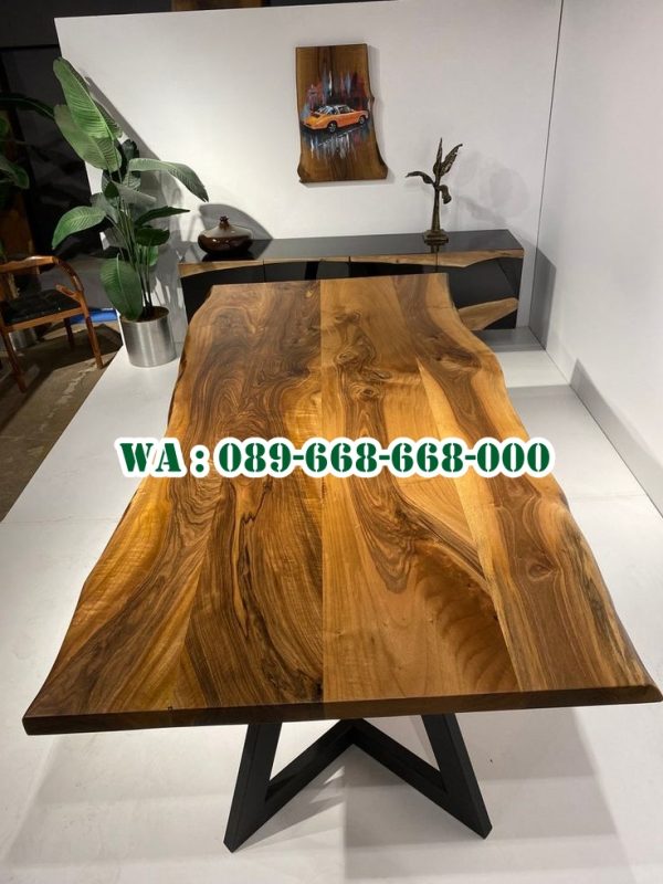 Meja Meeting Trembesi Kaki Besi Kota Sukabumi