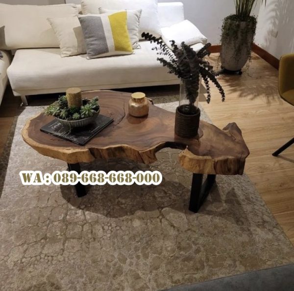 Meja Tamu Trembesi Unik Kota Magetan