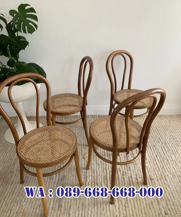 Kursi Makan Jati Dudukan Rotan Alami