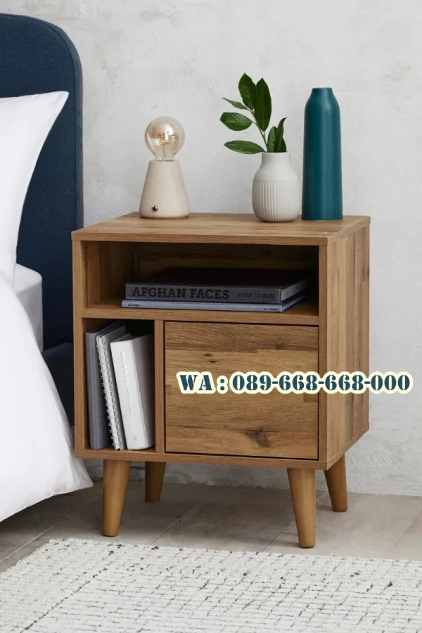 Meja Nakas Jati Alami Bentuk TV