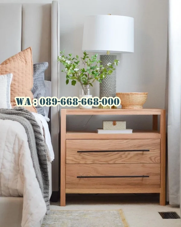 Meja Nakas Jati Natural Elegan Magetan