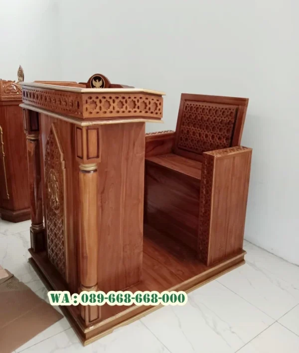 Podium Masjid Pekanbaru