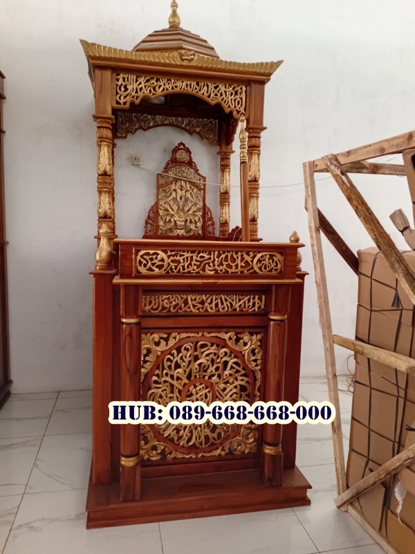 Mimbar Masjid Kediri