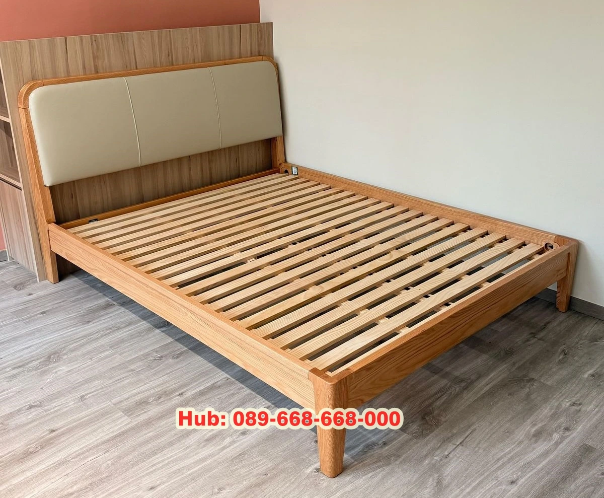 Tempat Tidur Jati Belanda