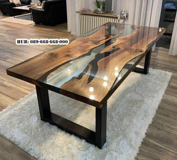 Meja Makan Resin Terbaru