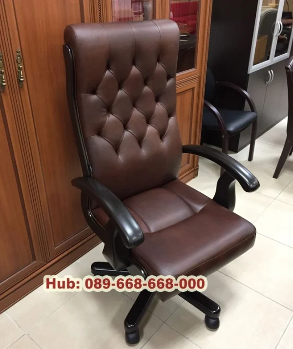 Kursi Direktur Bahan Kulit Premium