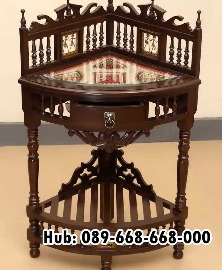 Meja Sudut Kayu Desain Klasik