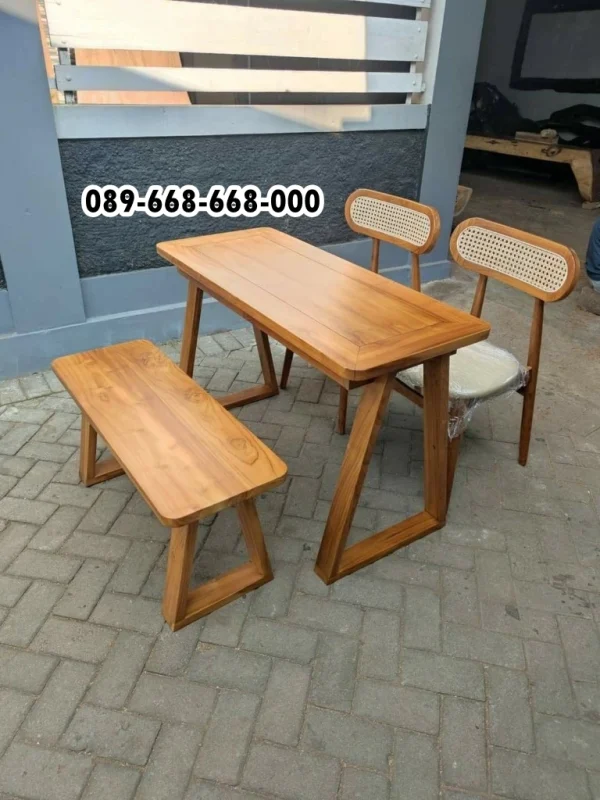Meja Makan Minimalis Kayu Jati Kaki Trapesium