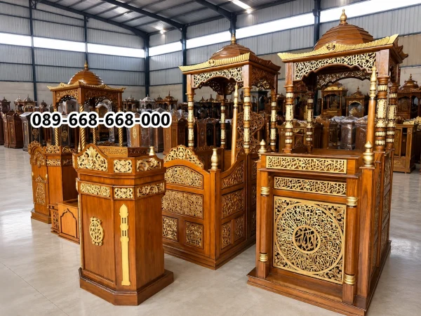 Mimbar Masjid Bontang Langsung dari Pengrajin