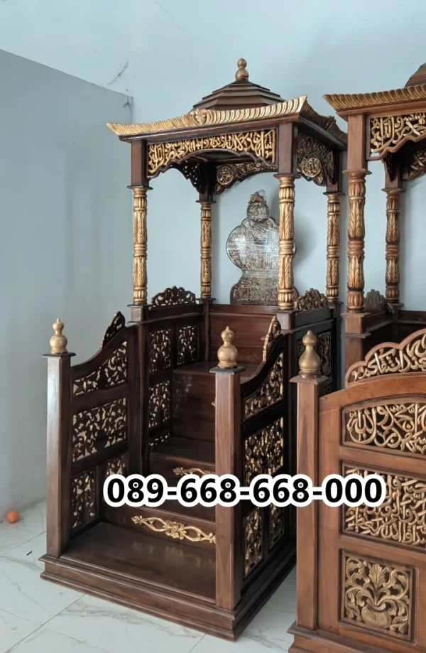 Mimbar Masjid Kupang Model Tangga
